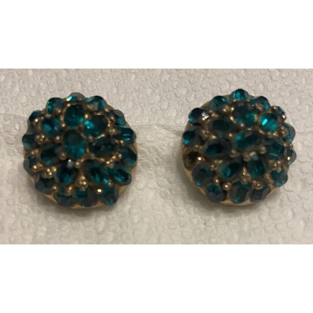 Vintage Emerald Green Sparkling Clip-on Earrings Rhinestones Gold-tone Clusters